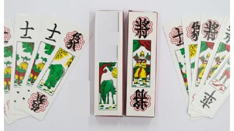 Các lá bài trong bộ bài tam cúc